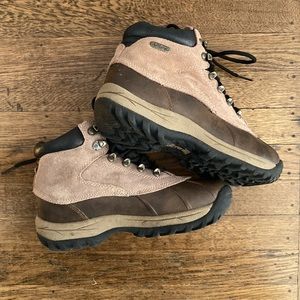 Totes hiking boots - Woman’s size: 8